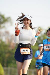 BIB: 9599
                            <button type="button" onclick="openModal(3215375)" class="btn btn-primary btn-sm float-right btn-popup" data-toggle="modal" data-target=".modal-high-quality">
                        <i class="fas fa-shopping-cart"></i> Add to Cart
                    </button>
                                            <button type="button" onclick="isThisMe(3215375, true)" class="btn btn-success btn-sm float-right btn-popup btn-isme hidden" data-toggle="tooltip" data-placement="bottom" title="นี่คือรูปของคุณใช่ไหม คลิกที่นี่เพื่อเอาเข้าอัลบั้ม">
                        <i class="fas fa-plus"></i> Add to album
                    </button>
                    <button type="button" onclick="isThisMe(3215375, false)" class="btn btn-warning btn-sm float-right btn-popup btn-isnotme hidden">
                        <i class="fas fa-ban"></i> Remove from album
                    </button>