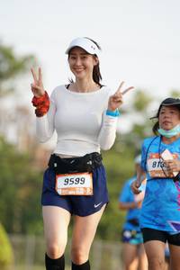 BIB: 9599
                            <button type="button" onclick="openModal(3215374)" class="btn btn-primary btn-sm float-right btn-popup" data-toggle="modal" data-target=".modal-high-quality">
                        <i class="fas fa-shopping-cart"></i> Add to Cart
                    </button>
                                            <button type="button" onclick="isThisMe(3215374, true)" class="btn btn-success btn-sm float-right btn-popup btn-isme hidden" data-toggle="tooltip" data-placement="bottom" title="นี่คือรูปของคุณใช่ไหม คลิกที่นี่เพื่อเอาเข้าอัลบั้ม">
                        <i class="fas fa-plus"></i> Add to album
                    </button>
                    <button type="button" onclick="isThisMe(3215374, false)" class="btn btn-warning btn-sm float-right btn-popup btn-isnotme hidden">
                        <i class="fas fa-ban"></i> Remove from album
                    </button>