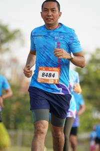 BIB: 8484
                            <button type="button" onclick="openModal(3215288)" class="btn btn-primary btn-sm float-right btn-popup" data-toggle="modal" data-target=".modal-high-quality">
                        <i class="fas fa-shopping-cart"></i> Add to Cart
                    </button>
                                            <button type="button" onclick="isThisMe(3215288, true)" class="btn btn-success btn-sm float-right btn-popup btn-isme hidden" data-toggle="tooltip" data-placement="bottom" title="นี่คือรูปของคุณใช่ไหม คลิกที่นี่เพื่อเอาเข้าอัลบั้ม">
                        <i class="fas fa-plus"></i> Add to album
                    </button>
                    <button type="button" onclick="isThisMe(3215288, false)" class="btn btn-warning btn-sm float-right btn-popup btn-isnotme hidden">
                        <i class="fas fa-ban"></i> Remove from album
                    </button>