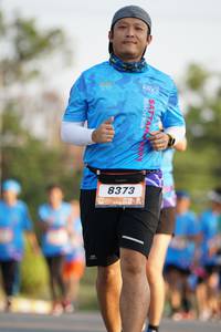 BIB: 8373
                            <button type="button" onclick="openModal(3216154)" class="btn btn-primary btn-sm float-right btn-popup" data-toggle="modal" data-target=".modal-high-quality">
                        <i class="fas fa-shopping-cart"></i> Add to Cart
                    </button>
                                            <button type="button" onclick="isThisMe(3216154, true)" class="btn btn-success btn-sm float-right btn-popup btn-isme hidden" data-toggle="tooltip" data-placement="bottom" title="นี่คือรูปของคุณใช่ไหม คลิกที่นี่เพื่อเอาเข้าอัลบั้ม">
                        <i class="fas fa-plus"></i> Add to album
                    </button>
                    <button type="button" onclick="isThisMe(3216154, false)" class="btn btn-warning btn-sm float-right btn-popup btn-isnotme hidden">
                        <i class="fas fa-ban"></i> Remove from album
                    </button>