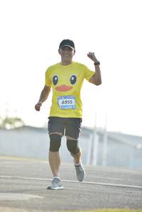 BIB: 6955
                            <button type="button" onclick="openModal(3400814)" class="btn btn-primary btn-sm float-right btn-popup" data-toggle="modal" data-target=".modal-high-quality">
                        <i class="fas fa-shopping-cart"></i> Add to Cart
                    </button>
                                            <button type="button" onclick="isThisMe(3400814, true)" class="btn btn-success btn-sm float-right btn-popup btn-isme hidden" data-toggle="tooltip" data-placement="bottom" title="นี่คือรูปของคุณใช่ไหม คลิกที่นี่เพื่อเอาเข้าอัลบั้ม">
                        <i class="fas fa-plus"></i> Add to album
                    </button>
                    <button type="button" onclick="isThisMe(3400814, false)" class="btn btn-warning btn-sm float-right btn-popup btn-isnotme hidden">
                        <i class="fas fa-ban"></i> Remove from album
                    </button>