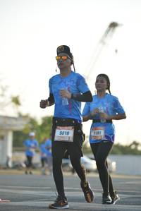 BIB: 9818, 381
                            <button type="button" onclick="openModal(3217676)" class="btn btn-primary btn-sm float-right btn-popup" data-toggle="modal" data-target=".modal-high-quality">
                        <i class="fas fa-shopping-cart"></i> Add to Cart
                    </button>
                                            <button type="button" onclick="isThisMe(3217676, true)" class="btn btn-success btn-sm float-right btn-popup btn-isme hidden" data-toggle="tooltip" data-placement="bottom" title="นี่คือรูปของคุณใช่ไหม คลิกที่นี่เพื่อเอาเข้าอัลบั้ม">
                        <i class="fas fa-plus"></i> Add to album
                    </button>
                    <button type="button" onclick="isThisMe(3217676, false)" class="btn btn-warning btn-sm float-right btn-popup btn-isnotme hidden">
                        <i class="fas fa-ban"></i> Remove from album
                    </button>