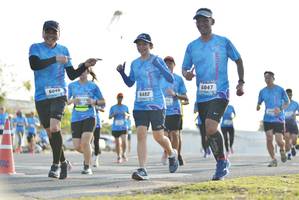 BIB: 604, 6402, 6047
                            <button type="button" onclick="openModal(3398216)" class="btn btn-primary btn-sm float-right btn-popup" data-toggle="modal" data-target=".modal-high-quality">
                        <i class="fas fa-shopping-cart"></i> Add to Cart
                    </button>
                                            <button type="button" onclick="isThisMe(3398216, true)" class="btn btn-success btn-sm float-right btn-popup btn-isme hidden" data-toggle="tooltip" data-placement="bottom" title="นี่คือรูปของคุณใช่ไหม คลิกที่นี่เพื่อเอาเข้าอัลบั้ม">
                        <i class="fas fa-plus"></i> Add to album
                    </button>
                    <button type="button" onclick="isThisMe(3398216, false)" class="btn btn-warning btn-sm float-right btn-popup btn-isnotme hidden">
                        <i class="fas fa-ban"></i> Remove from album
                    </button>