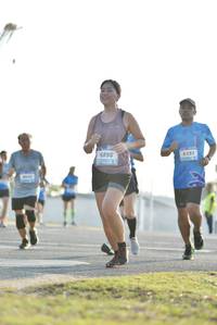 BIB: 6896, 6393
                            <button type="button" onclick="openModal(3399554)" class="btn btn-primary btn-sm float-right btn-popup" data-toggle="modal" data-target=".modal-high-quality">
                        <i class="fas fa-shopping-cart"></i> Add to Cart
                    </button>
                                            <button type="button" onclick="isThisMe(3399554, true)" class="btn btn-success btn-sm float-right btn-popup btn-isme hidden" data-toggle="tooltip" data-placement="bottom" title="นี่คือรูปของคุณใช่ไหม คลิกที่นี่เพื่อเอาเข้าอัลบั้ม">
                        <i class="fas fa-plus"></i> Add to album
                    </button>
                    <button type="button" onclick="isThisMe(3399554, false)" class="btn btn-warning btn-sm float-right btn-popup btn-isnotme hidden">
                        <i class="fas fa-ban"></i> Remove from album
                    </button>