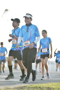 BIB: 8721, 9221
                            <button type="button" onclick="openModal(3404653)" class="btn btn-primary btn-sm float-right btn-popup" data-toggle="modal" data-target=".modal-high-quality">
                        <i class="fas fa-shopping-cart"></i> Add to Cart
                    </button>
                                            <button type="button" onclick="isThisMe(3404653, true)" class="btn btn-success btn-sm float-right btn-popup btn-isme hidden" data-toggle="tooltip" data-placement="bottom" title="นี่คือรูปของคุณใช่ไหม คลิกที่นี่เพื่อเอาเข้าอัลบั้ม">
                        <i class="fas fa-plus"></i> Add to album
                    </button>
                    <button type="button" onclick="isThisMe(3404653, false)" class="btn btn-warning btn-sm float-right btn-popup btn-isnotme hidden">
                        <i class="fas fa-ban"></i> Remove from album
                    </button>