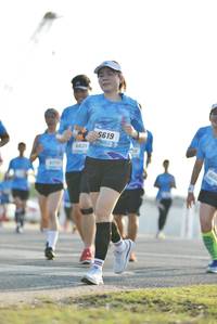 BIB: 619
                            <button type="button" onclick="openModal(3399753)" class="btn btn-primary btn-sm float-right btn-popup" data-toggle="modal" data-target=".modal-high-quality">
                        <i class="fas fa-shopping-cart"></i> Add to Cart
                    </button>
                                            <button type="button" onclick="isThisMe(3399753, true)" class="btn btn-success btn-sm float-right btn-popup btn-isme hidden" data-toggle="tooltip" data-placement="bottom" title="นี่คือรูปของคุณใช่ไหม คลิกที่นี่เพื่อเอาเข้าอัลบั้ม">
                        <i class="fas fa-plus"></i> Add to album
                    </button>
                    <button type="button" onclick="isThisMe(3399753, false)" class="btn btn-warning btn-sm float-right btn-popup btn-isnotme hidden">
                        <i class="fas fa-ban"></i> Remove from album
                    </button>