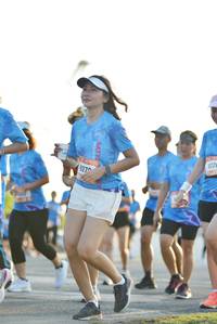 BIB: 228
                            <button type="button" onclick="openModal(3405249)" class="btn btn-primary btn-sm float-right btn-popup" data-toggle="modal" data-target=".modal-high-quality">
                        <i class="fas fa-shopping-cart"></i> Add to Cart
                    </button>
                                            <button type="button" onclick="isThisMe(3405249, true)" class="btn btn-success btn-sm float-right btn-popup btn-isme hidden" data-toggle="tooltip" data-placement="bottom" title="นี่คือรูปของคุณใช่ไหม คลิกที่นี่เพื่อเอาเข้าอัลบั้ม">
                        <i class="fas fa-plus"></i> Add to album
                    </button>
                    <button type="button" onclick="isThisMe(3405249, false)" class="btn btn-warning btn-sm float-right btn-popup btn-isnotme hidden">
                        <i class="fas fa-ban"></i> Remove from album
                    </button>