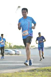 BIB: 9005
                            <button type="button" onclick="openModal(3402172)" class="btn btn-primary btn-sm float-right btn-popup" data-toggle="modal" data-target=".modal-high-quality">
                        <i class="fas fa-shopping-cart"></i> Add to Cart
                    </button>
                                            <button type="button" onclick="isThisMe(3402172, true)" class="btn btn-success btn-sm float-right btn-popup btn-isme hidden" data-toggle="tooltip" data-placement="bottom" title="นี่คือรูปของคุณใช่ไหม คลิกที่นี่เพื่อเอาเข้าอัลบั้ม">
                        <i class="fas fa-plus"></i> Add to album
                    </button>
                    <button type="button" onclick="isThisMe(3402172, false)" class="btn btn-warning btn-sm float-right btn-popup btn-isnotme hidden">
                        <i class="fas fa-ban"></i> Remove from album
                    </button>