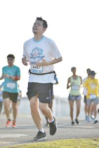 BIB: 6487
                            <button type="button" onclick="openModal(3398992)" class="btn btn-primary btn-sm float-right btn-popup" data-toggle="modal" data-target=".modal-high-quality">
                        <i class="fas fa-shopping-cart"></i> Add to Cart
                    </button>
                                            <button type="button" onclick="isThisMe(3398992, true)" class="btn btn-success btn-sm float-right btn-popup btn-isme hidden" data-toggle="tooltip" data-placement="bottom" title="นี่คือรูปของคุณใช่ไหม คลิกที่นี่เพื่อเอาเข้าอัลบั้ม">
                        <i class="fas fa-plus"></i> Add to album
                    </button>
                    <button type="button" onclick="isThisMe(3398992, false)" class="btn btn-warning btn-sm float-right btn-popup btn-isnotme hidden">
                        <i class="fas fa-ban"></i> Remove from album
                    </button>