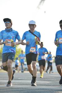 BIB: 841, 9150
                            <button type="button" onclick="openModal(3403897)" class="btn btn-primary btn-sm float-right btn-popup" data-toggle="modal" data-target=".modal-high-quality">
                        <i class="fas fa-shopping-cart"></i> Add to Cart
                    </button>
                                            <button type="button" onclick="isThisMe(3403897, true)" class="btn btn-success btn-sm float-right btn-popup btn-isme hidden" data-toggle="tooltip" data-placement="bottom" title="นี่คือรูปของคุณใช่ไหม คลิกที่นี่เพื่อเอาเข้าอัลบั้ม">
                        <i class="fas fa-plus"></i> Add to album
                    </button>
                    <button type="button" onclick="isThisMe(3403897, false)" class="btn btn-warning btn-sm float-right btn-popup btn-isnotme hidden">
                        <i class="fas fa-ban"></i> Remove from album
                    </button>