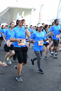 BIB: 9426
                            <button type="button" onclick="openModal(3352548)" class="btn btn-primary btn-sm float-right btn-popup" data-toggle="modal" data-target=".modal-high-quality">
                        <i class="fas fa-shopping-cart"></i> Add to Cart
                    </button>
                                            <button type="button" onclick="isThisMe(3352548, true)" class="btn btn-success btn-sm float-right btn-popup btn-isme hidden" data-toggle="tooltip" data-placement="bottom" title="นี่คือรูปของคุณใช่ไหม คลิกที่นี่เพื่อเอาเข้าอัลบั้ม">
                        <i class="fas fa-plus"></i> Add to album
                    </button>
                    <button type="button" onclick="isThisMe(3352548, false)" class="btn btn-warning btn-sm float-right btn-popup btn-isnotme hidden">
                        <i class="fas fa-ban"></i> Remove from album
                    </button>