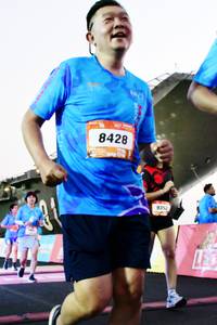 BIB: 8428, 9352
                            <button type="button" onclick="openModal(3513310)" class="btn btn-primary btn-sm float-right btn-popup" data-toggle="modal" data-target=".modal-high-quality">
                        <i class="fas fa-shopping-cart"></i> Add to Cart
                    </button>
                                            <button type="button" onclick="isThisMe(3513310, true)" class="btn btn-success btn-sm float-right btn-popup btn-isme hidden" data-toggle="tooltip" data-placement="bottom" title="นี่คือรูปของคุณใช่ไหม คลิกที่นี่เพื่อเอาเข้าอัลบั้ม">
                        <i class="fas fa-plus"></i> Add to album
                    </button>
                    <button type="button" onclick="isThisMe(3513310, false)" class="btn btn-warning btn-sm float-right btn-popup btn-isnotme hidden">
                        <i class="fas fa-ban"></i> Remove from album
                    </button>