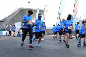 BIB: 399, 959
                            <button type="button" onclick="openModal(3353117)" class="btn btn-primary btn-sm float-right btn-popup" data-toggle="modal" data-target=".modal-high-quality">
                        <i class="fas fa-shopping-cart"></i> Add to Cart
                    </button>
                                            <button type="button" onclick="isThisMe(3353117, true)" class="btn btn-success btn-sm float-right btn-popup btn-isme hidden" data-toggle="tooltip" data-placement="bottom" title="นี่คือรูปของคุณใช่ไหม คลิกที่นี่เพื่อเอาเข้าอัลบั้ม">
                        <i class="fas fa-plus"></i> Add to album
                    </button>
                    <button type="button" onclick="isThisMe(3353117, false)" class="btn btn-warning btn-sm float-right btn-popup btn-isnotme hidden">
                        <i class="fas fa-ban"></i> Remove from album
                    </button>