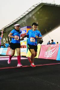 BIB: 286
                            <button type="button" onclick="openModal(3515484)" class="btn btn-primary btn-sm float-right btn-popup" data-toggle="modal" data-target=".modal-high-quality">
                        <i class="fas fa-shopping-cart"></i> Add to Cart
                    </button>
                                            <button type="button" onclick="isThisMe(3515484, true)" class="btn btn-success btn-sm float-right btn-popup btn-isme hidden" data-toggle="tooltip" data-placement="bottom" title="นี่คือรูปของคุณใช่ไหม คลิกที่นี่เพื่อเอาเข้าอัลบั้ม">
                        <i class="fas fa-plus"></i> Add to album
                    </button>
                    <button type="button" onclick="isThisMe(3515484, false)" class="btn btn-warning btn-sm float-right btn-popup btn-isnotme hidden">
                        <i class="fas fa-ban"></i> Remove from album
                    </button>