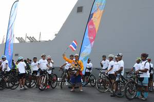 BIB: 
                            <button type="button" onclick="openModal(3344905)" class="btn btn-primary btn-sm float-right btn-popup" data-toggle="modal" data-target=".modal-high-quality">
                        <i class="fas fa-shopping-cart"></i> Add to Cart
                    </button>
                                            <button type="button" onclick="isThisMe(3344905, true)" class="btn btn-success btn-sm float-right btn-popup btn-isme hidden" data-toggle="tooltip" data-placement="bottom" title="นี่คือรูปของคุณใช่ไหม คลิกที่นี่เพื่อเอาเข้าอัลบั้ม">
                        <i class="fas fa-plus"></i> Add to album
                    </button>
                    <button type="button" onclick="isThisMe(3344905, false)" class="btn btn-warning btn-sm float-right btn-popup btn-isnotme hidden">
                        <i class="fas fa-ban"></i> Remove from album
                    </button>