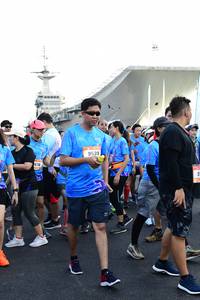 BIB: 9539, 676
                            <button type="button" onclick="openModal(3352975)" class="btn btn-primary btn-sm float-right btn-popup" data-toggle="modal" data-target=".modal-high-quality">
                        <i class="fas fa-shopping-cart"></i> Add to Cart
                    </button>
                                            <button type="button" onclick="isThisMe(3352975, true)" class="btn btn-success btn-sm float-right btn-popup btn-isme hidden" data-toggle="tooltip" data-placement="bottom" title="นี่คือรูปของคุณใช่ไหม คลิกที่นี่เพื่อเอาเข้าอัลบั้ม">
                        <i class="fas fa-plus"></i> Add to album
                    </button>
                    <button type="button" onclick="isThisMe(3352975, false)" class="btn btn-warning btn-sm float-right btn-popup btn-isnotme hidden">
                        <i class="fas fa-ban"></i> Remove from album
                    </button>