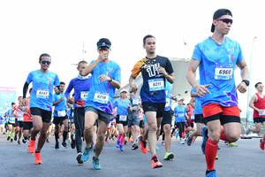 BIB: 6960, 6218, 6247
                            <button type="button" onclick="openModal(3344968)" class="btn btn-primary btn-sm float-right btn-popup" data-toggle="modal" data-target=".modal-high-quality">
                        <i class="fas fa-shopping-cart"></i> Add to Cart
                    </button>
                                            <button type="button" onclick="isThisMe(3344968, true)" class="btn btn-success btn-sm float-right btn-popup btn-isme hidden" data-toggle="tooltip" data-placement="bottom" title="นี่คือรูปของคุณใช่ไหม คลิกที่นี่เพื่อเอาเข้าอัลบั้ม">
                        <i class="fas fa-plus"></i> Add to album
                    </button>
                    <button type="button" onclick="isThisMe(3344968, false)" class="btn btn-warning btn-sm float-right btn-popup btn-isnotme hidden">
                        <i class="fas fa-ban"></i> Remove from album
                    </button>