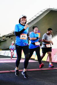 BIB: 8764, 9105
                            <button type="button" onclick="openModal(3465149)" class="btn btn-primary btn-sm float-right btn-popup" data-toggle="modal" data-target=".modal-high-quality">
                        <i class="fas fa-shopping-cart"></i> Add to Cart
                    </button>
                                            <button type="button" onclick="isThisMe(3465149, true)" class="btn btn-success btn-sm float-right btn-popup btn-isme hidden" data-toggle="tooltip" data-placement="bottom" title="นี่คือรูปของคุณใช่ไหม คลิกที่นี่เพื่อเอาเข้าอัลบั้ม">
                        <i class="fas fa-plus"></i> Add to album
                    </button>
                    <button type="button" onclick="isThisMe(3465149, false)" class="btn btn-warning btn-sm float-right btn-popup btn-isnotme hidden">
                        <i class="fas fa-ban"></i> Remove from album
                    </button>