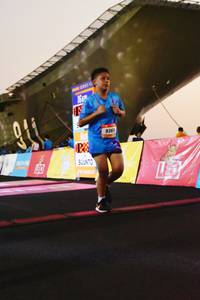 BIB: 9365
                            <button type="button" onclick="openModal(3515581)" class="btn btn-primary btn-sm float-right btn-popup" data-toggle="modal" data-target=".modal-high-quality">
                        <i class="fas fa-shopping-cart"></i> Add to Cart
                    </button>
                                            <button type="button" onclick="isThisMe(3515581, true)" class="btn btn-success btn-sm float-right btn-popup btn-isme hidden" data-toggle="tooltip" data-placement="bottom" title="นี่คือรูปของคุณใช่ไหม คลิกที่นี่เพื่อเอาเข้าอัลบั้ม">
                        <i class="fas fa-plus"></i> Add to album
                    </button>
                    <button type="button" onclick="isThisMe(3515581, false)" class="btn btn-warning btn-sm float-right btn-popup btn-isnotme hidden">
                        <i class="fas fa-ban"></i> Remove from album
                    </button>