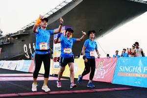 BIB: 815, 9442, 822
                            <button type="button" onclick="openModal(3513331)" class="btn btn-primary btn-sm float-right btn-popup" data-toggle="modal" data-target=".modal-high-quality">
                        <i class="fas fa-shopping-cart"></i> Add to Cart
                    </button>
                                            <button type="button" onclick="isThisMe(3513331, true)" class="btn btn-success btn-sm float-right btn-popup btn-isme hidden" data-toggle="tooltip" data-placement="bottom" title="นี่คือรูปของคุณใช่ไหม คลิกที่นี่เพื่อเอาเข้าอัลบั้ม">
                        <i class="fas fa-plus"></i> Add to album
                    </button>
                    <button type="button" onclick="isThisMe(3513331, false)" class="btn btn-warning btn-sm float-right btn-popup btn-isnotme hidden">
                        <i class="fas fa-ban"></i> Remove from album
                    </button>