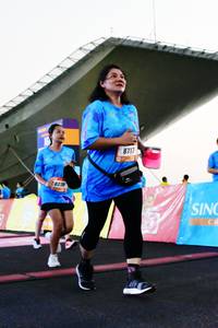 BIB: 871, 8230
                            <button type="button" onclick="openModal(3513294)" class="btn btn-primary btn-sm float-right btn-popup" data-toggle="modal" data-target=".modal-high-quality">
                        <i class="fas fa-shopping-cart"></i> Add to Cart
                    </button>
                                            <button type="button" onclick="isThisMe(3513294, true)" class="btn btn-success btn-sm float-right btn-popup btn-isme hidden" data-toggle="tooltip" data-placement="bottom" title="นี่คือรูปของคุณใช่ไหม คลิกที่นี่เพื่อเอาเข้าอัลบั้ม">
                        <i class="fas fa-plus"></i> Add to album
                    </button>
                    <button type="button" onclick="isThisMe(3513294, false)" class="btn btn-warning btn-sm float-right btn-popup btn-isnotme hidden">
                        <i class="fas fa-ban"></i> Remove from album
                    </button>