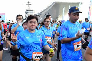 BIB: 8278, 864, 8967
                            <button type="button" onclick="openModal(3352784)" class="btn btn-primary btn-sm float-right btn-popup" data-toggle="modal" data-target=".modal-high-quality">
                        <i class="fas fa-shopping-cart"></i> Add to Cart
                    </button>
                                            <button type="button" onclick="isThisMe(3352784, true)" class="btn btn-success btn-sm float-right btn-popup btn-isme hidden" data-toggle="tooltip" data-placement="bottom" title="นี่คือรูปของคุณใช่ไหม คลิกที่นี่เพื่อเอาเข้าอัลบั้ม">
                        <i class="fas fa-plus"></i> Add to album
                    </button>
                    <button type="button" onclick="isThisMe(3352784, false)" class="btn btn-warning btn-sm float-right btn-popup btn-isnotme hidden">
                        <i class="fas fa-ban"></i> Remove from album
                    </button>