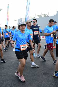 BIB: 8632
                            <button type="button" onclick="openModal(3352940)" class="btn btn-primary btn-sm float-right btn-popup" data-toggle="modal" data-target=".modal-high-quality">
                        <i class="fas fa-shopping-cart"></i> Add to Cart
                    </button>
                                            <button type="button" onclick="isThisMe(3352940, true)" class="btn btn-success btn-sm float-right btn-popup btn-isme hidden" data-toggle="tooltip" data-placement="bottom" title="นี่คือรูปของคุณใช่ไหม คลิกที่นี่เพื่อเอาเข้าอัลบั้ม">
                        <i class="fas fa-plus"></i> Add to album
                    </button>
                    <button type="button" onclick="isThisMe(3352940, false)" class="btn btn-warning btn-sm float-right btn-popup btn-isnotme hidden">
                        <i class="fas fa-ban"></i> Remove from album
                    </button>