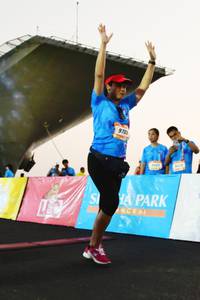 BIB: 9703
                            <button type="button" onclick="openModal(3515489)" class="btn btn-primary btn-sm float-right btn-popup" data-toggle="modal" data-target=".modal-high-quality">
                        <i class="fas fa-shopping-cart"></i> Add to Cart
                    </button>
                                            <button type="button" onclick="isThisMe(3515489, true)" class="btn btn-success btn-sm float-right btn-popup btn-isme hidden" data-toggle="tooltip" data-placement="bottom" title="นี่คือรูปของคุณใช่ไหม คลิกที่นี่เพื่อเอาเข้าอัลบั้ม">
                        <i class="fas fa-plus"></i> Add to album
                    </button>
                    <button type="button" onclick="isThisMe(3515489, false)" class="btn btn-warning btn-sm float-right btn-popup btn-isnotme hidden">
                        <i class="fas fa-ban"></i> Remove from album
                    </button>