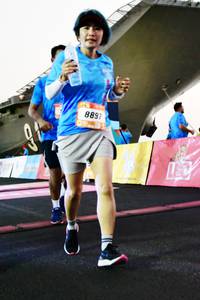 BIB: 889
                            <button type="button" onclick="openModal(3513324)" class="btn btn-primary btn-sm float-right btn-popup" data-toggle="modal" data-target=".modal-high-quality">
                        <i class="fas fa-shopping-cart"></i> Add to Cart
                    </button>
                                            <button type="button" onclick="isThisMe(3513324, true)" class="btn btn-success btn-sm float-right btn-popup btn-isme hidden" data-toggle="tooltip" data-placement="bottom" title="นี่คือรูปของคุณใช่ไหม คลิกที่นี่เพื่อเอาเข้าอัลบั้ม">
                        <i class="fas fa-plus"></i> Add to album
                    </button>
                    <button type="button" onclick="isThisMe(3513324, false)" class="btn btn-warning btn-sm float-right btn-popup btn-isnotme hidden">
                        <i class="fas fa-ban"></i> Remove from album
                    </button>