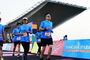 BIB: 8780, 195
                            <button type="button" onclick="openModal(3462799)" class="btn btn-primary btn-sm float-right btn-popup" data-toggle="modal" data-target=".modal-high-quality">
                        <i class="fas fa-shopping-cart"></i> Add to Cart
                    </button>
                                            <button type="button" onclick="isThisMe(3462799, true)" class="btn btn-success btn-sm float-right btn-popup btn-isme hidden" data-toggle="tooltip" data-placement="bottom" title="นี่คือรูปของคุณใช่ไหม คลิกที่นี่เพื่อเอาเข้าอัลบั้ม">
                        <i class="fas fa-plus"></i> Add to album
                    </button>
                    <button type="button" onclick="isThisMe(3462799, false)" class="btn btn-warning btn-sm float-right btn-popup btn-isnotme hidden">
                        <i class="fas fa-ban"></i> Remove from album
                    </button>