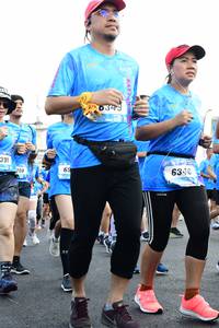 BIB: 391, 6348
                            <button type="button" onclick="openModal(3345064)" class="btn btn-primary btn-sm float-right btn-popup" data-toggle="modal" data-target=".modal-high-quality">
                        <i class="fas fa-shopping-cart"></i> Add to Cart
                    </button>
                                            <button type="button" onclick="isThisMe(3345064, true)" class="btn btn-success btn-sm float-right btn-popup btn-isme hidden" data-toggle="tooltip" data-placement="bottom" title="นี่คือรูปของคุณใช่ไหม คลิกที่นี่เพื่อเอาเข้าอัลบั้ม">
                        <i class="fas fa-plus"></i> Add to album
                    </button>
                    <button type="button" onclick="isThisMe(3345064, false)" class="btn btn-warning btn-sm float-right btn-popup btn-isnotme hidden">
                        <i class="fas fa-ban"></i> Remove from album
                    </button>