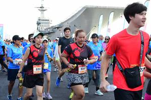 BIB: 935, 9347
                            <button type="button" onclick="openModal(3352823)" class="btn btn-primary btn-sm float-right btn-popup" data-toggle="modal" data-target=".modal-high-quality">
                        <i class="fas fa-shopping-cart"></i> Add to Cart
                    </button>
                                            <button type="button" onclick="isThisMe(3352823, true)" class="btn btn-success btn-sm float-right btn-popup btn-isme hidden" data-toggle="tooltip" data-placement="bottom" title="นี่คือรูปของคุณใช่ไหม คลิกที่นี่เพื่อเอาเข้าอัลบั้ม">
                        <i class="fas fa-plus"></i> Add to album
                    </button>
                    <button type="button" onclick="isThisMe(3352823, false)" class="btn btn-warning btn-sm float-right btn-popup btn-isnotme hidden">
                        <i class="fas fa-ban"></i> Remove from album
                    </button>