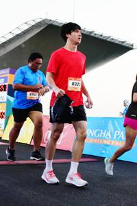 BIB: 8322, 8754
                            <button type="button" onclick="openModal(3462845)" class="btn btn-primary btn-sm float-right btn-popup" data-toggle="modal" data-target=".modal-high-quality">
                        <i class="fas fa-shopping-cart"></i> Add to Cart
                    </button>
                                            <button type="button" onclick="isThisMe(3462845, true)" class="btn btn-success btn-sm float-right btn-popup btn-isme hidden" data-toggle="tooltip" data-placement="bottom" title="นี่คือรูปของคุณใช่ไหม คลิกที่นี่เพื่อเอาเข้าอัลบั้ม">
                        <i class="fas fa-plus"></i> Add to album
                    </button>
                    <button type="button" onclick="isThisMe(3462845, false)" class="btn btn-warning btn-sm float-right btn-popup btn-isnotme hidden">
                        <i class="fas fa-ban"></i> Remove from album
                    </button>