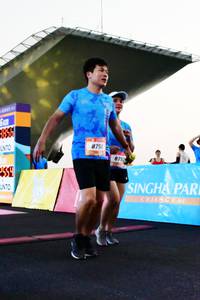 BIB: 8751, 875
                            <button type="button" onclick="openModal(3513318)" class="btn btn-primary btn-sm float-right btn-popup" data-toggle="modal" data-target=".modal-high-quality">
                        <i class="fas fa-shopping-cart"></i> Add to Cart
                    </button>
                                            <button type="button" onclick="isThisMe(3513318, true)" class="btn btn-success btn-sm float-right btn-popup btn-isme hidden" data-toggle="tooltip" data-placement="bottom" title="นี่คือรูปของคุณใช่ไหม คลิกที่นี่เพื่อเอาเข้าอัลบั้ม">
                        <i class="fas fa-plus"></i> Add to album
                    </button>
                    <button type="button" onclick="isThisMe(3513318, false)" class="btn btn-warning btn-sm float-right btn-popup btn-isnotme hidden">
                        <i class="fas fa-ban"></i> Remove from album
                    </button>