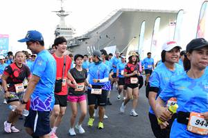 BIB: 6313
                            <button type="button" onclick="openModal(3352799)" class="btn btn-primary btn-sm float-right btn-popup" data-toggle="modal" data-target=".modal-high-quality">
                        <i class="fas fa-shopping-cart"></i> Add to Cart
                    </button>
                                            <button type="button" onclick="isThisMe(3352799, true)" class="btn btn-success btn-sm float-right btn-popup btn-isme hidden" data-toggle="tooltip" data-placement="bottom" title="นี่คือรูปของคุณใช่ไหม คลิกที่นี่เพื่อเอาเข้าอัลบั้ม">
                        <i class="fas fa-plus"></i> Add to album
                    </button>
                    <button type="button" onclick="isThisMe(3352799, false)" class="btn btn-warning btn-sm float-right btn-popup btn-isnotme hidden">
                        <i class="fas fa-ban"></i> Remove from album
                    </button>