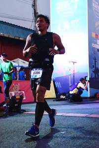 BIB: 6006
                            <button type="button" onclick="openModal(3515622)" class="btn btn-primary btn-sm float-right btn-popup" data-toggle="modal" data-target=".modal-high-quality">
                        <i class="fas fa-shopping-cart"></i> Add to Cart
                    </button>
                                            <button type="button" onclick="isThisMe(3515622, true)" class="btn btn-success btn-sm float-right btn-popup btn-isme hidden" data-toggle="tooltip" data-placement="bottom" title="นี่คือรูปของคุณใช่ไหม คลิกที่นี่เพื่อเอาเข้าอัลบั้ม">
                        <i class="fas fa-plus"></i> Add to album
                    </button>
                    <button type="button" onclick="isThisMe(3515622, false)" class="btn btn-warning btn-sm float-right btn-popup btn-isnotme hidden">
                        <i class="fas fa-ban"></i> Remove from album
                    </button>