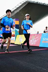 BIB: 
                            <button type="button" onclick="openModal(3463108)" class="btn btn-primary btn-sm float-right btn-popup" data-toggle="modal" data-target=".modal-high-quality">
                        <i class="fas fa-shopping-cart"></i> Add to Cart
                    </button>
                                            <button type="button" onclick="isThisMe(3463108, true)" class="btn btn-success btn-sm float-right btn-popup btn-isme hidden" data-toggle="tooltip" data-placement="bottom" title="นี่คือรูปของคุณใช่ไหม คลิกที่นี่เพื่อเอาเข้าอัลบั้ม">
                        <i class="fas fa-plus"></i> Add to album
                    </button>
                    <button type="button" onclick="isThisMe(3463108, false)" class="btn btn-warning btn-sm float-right btn-popup btn-isnotme hidden">
                        <i class="fas fa-ban"></i> Remove from album
                    </button>