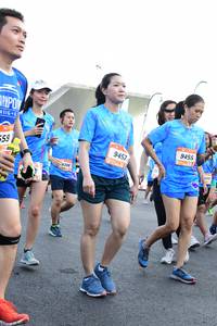 BIB: 945, 9457, 8306, 
                            <button type="button" onclick="openModal(3352706)" class="btn btn-primary btn-sm float-right btn-popup" data-toggle="modal" data-target=".modal-high-quality">
                        <i class="fas fa-shopping-cart"></i> Add to Cart
                    </button>
                                            <button type="button" onclick="isThisMe(3352706, true)" class="btn btn-success btn-sm float-right btn-popup btn-isme hidden" data-toggle="tooltip" data-placement="bottom" title="นี่คือรูปของคุณใช่ไหม คลิกที่นี่เพื่อเอาเข้าอัลบั้ม">
                        <i class="fas fa-plus"></i> Add to album
                    </button>
                    <button type="button" onclick="isThisMe(3352706, false)" class="btn btn-warning btn-sm float-right btn-popup btn-isnotme hidden">
                        <i class="fas fa-ban"></i> Remove from album
                    </button>