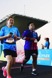 BIB: 8568
                            <button type="button" onclick="openModal(3515515)" class="btn btn-primary btn-sm float-right btn-popup" data-toggle="modal" data-target=".modal-high-quality">
                        <i class="fas fa-shopping-cart"></i> Add to Cart
                    </button>
                                            <button type="button" onclick="isThisMe(3515515, true)" class="btn btn-success btn-sm float-right btn-popup btn-isme hidden" data-toggle="tooltip" data-placement="bottom" title="นี่คือรูปของคุณใช่ไหม คลิกที่นี่เพื่อเอาเข้าอัลบั้ม">
                        <i class="fas fa-plus"></i> Add to album
                    </button>
                    <button type="button" onclick="isThisMe(3515515, false)" class="btn btn-warning btn-sm float-right btn-popup btn-isnotme hidden">
                        <i class="fas fa-ban"></i> Remove from album
                    </button>