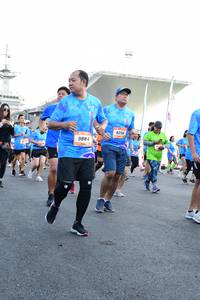 BIB: 8256, 9884
                            <button type="button" onclick="openModal(3352678)" class="btn btn-primary btn-sm float-right btn-popup" data-toggle="modal" data-target=".modal-high-quality">
                        <i class="fas fa-shopping-cart"></i> Add to Cart
                    </button>
                                            <button type="button" onclick="isThisMe(3352678, true)" class="btn btn-success btn-sm float-right btn-popup btn-isme hidden" data-toggle="tooltip" data-placement="bottom" title="นี่คือรูปของคุณใช่ไหม คลิกที่นี่เพื่อเอาเข้าอัลบั้ม">
                        <i class="fas fa-plus"></i> Add to album
                    </button>
                    <button type="button" onclick="isThisMe(3352678, false)" class="btn btn-warning btn-sm float-right btn-popup btn-isnotme hidden">
                        <i class="fas fa-ban"></i> Remove from album
                    </button>