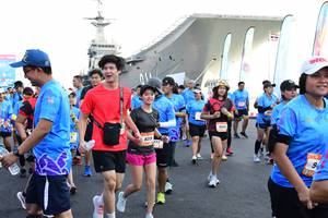 BIB: 
                            <button type="button" onclick="openModal(3352798)" class="btn btn-primary btn-sm float-right btn-popup" data-toggle="modal" data-target=".modal-high-quality">
                        <i class="fas fa-shopping-cart"></i> Add to Cart
                    </button>
                                            <button type="button" onclick="isThisMe(3352798, true)" class="btn btn-success btn-sm float-right btn-popup btn-isme hidden" data-toggle="tooltip" data-placement="bottom" title="นี่คือรูปของคุณใช่ไหม คลิกที่นี่เพื่อเอาเข้าอัลบั้ม">
                        <i class="fas fa-plus"></i> Add to album
                    </button>
                    <button type="button" onclick="isThisMe(3352798, false)" class="btn btn-warning btn-sm float-right btn-popup btn-isnotme hidden">
                        <i class="fas fa-ban"></i> Remove from album
                    </button>