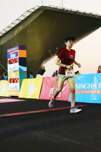 BIB: 8878
                            <button type="button" onclick="openModal(3515493)" class="btn btn-primary btn-sm float-right btn-popup" data-toggle="modal" data-target=".modal-high-quality">
                        <i class="fas fa-shopping-cart"></i> Add to Cart
                    </button>
                                            <button type="button" onclick="isThisMe(3515493, true)" class="btn btn-success btn-sm float-right btn-popup btn-isme hidden" data-toggle="tooltip" data-placement="bottom" title="นี่คือรูปของคุณใช่ไหม คลิกที่นี่เพื่อเอาเข้าอัลบั้ม">
                        <i class="fas fa-plus"></i> Add to album
                    </button>
                    <button type="button" onclick="isThisMe(3515493, false)" class="btn btn-warning btn-sm float-right btn-popup btn-isnotme hidden">
                        <i class="fas fa-ban"></i> Remove from album
                    </button>