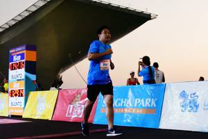 BIB: 918
                            <button type="button" onclick="openModal(3515623)" class="btn btn-primary btn-sm float-right btn-popup" data-toggle="modal" data-target=".modal-high-quality">
                        <i class="fas fa-shopping-cart"></i> Add to Cart
                    </button>
                                            <button type="button" onclick="isThisMe(3515623, true)" class="btn btn-success btn-sm float-right btn-popup btn-isme hidden" data-toggle="tooltip" data-placement="bottom" title="นี่คือรูปของคุณใช่ไหม คลิกที่นี่เพื่อเอาเข้าอัลบั้ม">
                        <i class="fas fa-plus"></i> Add to album
                    </button>
                    <button type="button" onclick="isThisMe(3515623, false)" class="btn btn-warning btn-sm float-right btn-popup btn-isnotme hidden">
                        <i class="fas fa-ban"></i> Remove from album
                    </button>