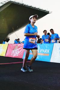 BIB: 8064
                            <button type="button" onclick="openModal(3515464)" class="btn btn-primary btn-sm float-right btn-popup" data-toggle="modal" data-target=".modal-high-quality">
                        <i class="fas fa-shopping-cart"></i> Add to Cart
                    </button>
                                            <button type="button" onclick="isThisMe(3515464, true)" class="btn btn-success btn-sm float-right btn-popup btn-isme hidden" data-toggle="tooltip" data-placement="bottom" title="นี่คือรูปของคุณใช่ไหม คลิกที่นี่เพื่อเอาเข้าอัลบั้ม">
                        <i class="fas fa-plus"></i> Add to album
                    </button>
                    <button type="button" onclick="isThisMe(3515464, false)" class="btn btn-warning btn-sm float-right btn-popup btn-isnotme hidden">
                        <i class="fas fa-ban"></i> Remove from album
                    </button>