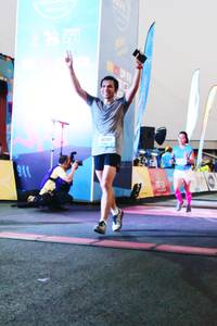 BIB: 6200
                            <button type="button" onclick="openModal(3515468)" class="btn btn-primary btn-sm float-right btn-popup" data-toggle="modal" data-target=".modal-high-quality">
                        <i class="fas fa-shopping-cart"></i> Add to Cart
                    </button>
                                            <button type="button" onclick="isThisMe(3515468, true)" class="btn btn-success btn-sm float-right btn-popup btn-isme hidden" data-toggle="tooltip" data-placement="bottom" title="นี่คือรูปของคุณใช่ไหม คลิกที่นี่เพื่อเอาเข้าอัลบั้ม">
                        <i class="fas fa-plus"></i> Add to album
                    </button>
                    <button type="button" onclick="isThisMe(3515468, false)" class="btn btn-warning btn-sm float-right btn-popup btn-isnotme hidden">
                        <i class="fas fa-ban"></i> Remove from album
                    </button>