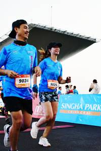 BIB: 9034, 9035
                            <button type="button" onclick="openModal(3513349)" class="btn btn-primary btn-sm float-right btn-popup" data-toggle="modal" data-target=".modal-high-quality">
                        <i class="fas fa-shopping-cart"></i> Add to Cart
                    </button>
                                            <button type="button" onclick="isThisMe(3513349, true)" class="btn btn-success btn-sm float-right btn-popup btn-isme hidden" data-toggle="tooltip" data-placement="bottom" title="นี่คือรูปของคุณใช่ไหม คลิกที่นี่เพื่อเอาเข้าอัลบั้ม">
                        <i class="fas fa-plus"></i> Add to album
                    </button>
                    <button type="button" onclick="isThisMe(3513349, false)" class="btn btn-warning btn-sm float-right btn-popup btn-isnotme hidden">
                        <i class="fas fa-ban"></i> Remove from album
                    </button>