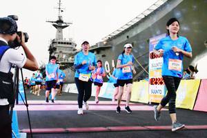 BIB: 8556
                            <button type="button" onclick="openModal(3465060)" class="btn btn-primary btn-sm float-right btn-popup" data-toggle="modal" data-target=".modal-high-quality">
                        <i class="fas fa-shopping-cart"></i> Add to Cart
                    </button>
                                            <button type="button" onclick="isThisMe(3465060, true)" class="btn btn-success btn-sm float-right btn-popup btn-isme hidden" data-toggle="tooltip" data-placement="bottom" title="นี่คือรูปของคุณใช่ไหม คลิกที่นี่เพื่อเอาเข้าอัลบั้ม">
                        <i class="fas fa-plus"></i> Add to album
                    </button>
                    <button type="button" onclick="isThisMe(3465060, false)" class="btn btn-warning btn-sm float-right btn-popup btn-isnotme hidden">
                        <i class="fas fa-ban"></i> Remove from album
                    </button>