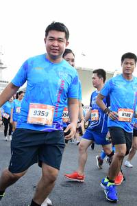 BIB: 8186, 9359
                            <button type="button" onclick="openModal(3352685)" class="btn btn-primary btn-sm float-right btn-popup" data-toggle="modal" data-target=".modal-high-quality">
                        <i class="fas fa-shopping-cart"></i> Add to Cart
                    </button>
                                            <button type="button" onclick="isThisMe(3352685, true)" class="btn btn-success btn-sm float-right btn-popup btn-isme hidden" data-toggle="tooltip" data-placement="bottom" title="นี่คือรูปของคุณใช่ไหม คลิกที่นี่เพื่อเอาเข้าอัลบั้ม">
                        <i class="fas fa-plus"></i> Add to album
                    </button>
                    <button type="button" onclick="isThisMe(3352685, false)" class="btn btn-warning btn-sm float-right btn-popup btn-isnotme hidden">
                        <i class="fas fa-ban"></i> Remove from album
                    </button>