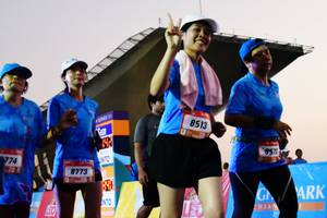 BIB: 8513, 857, 8773
                            <button type="button" onclick="openModal(3515566)" class="btn btn-primary btn-sm float-right btn-popup" data-toggle="modal" data-target=".modal-high-quality">
                        <i class="fas fa-shopping-cart"></i> Add to Cart
                    </button>
                                            <button type="button" onclick="isThisMe(3515566, true)" class="btn btn-success btn-sm float-right btn-popup btn-isme hidden" data-toggle="tooltip" data-placement="bottom" title="นี่คือรูปของคุณใช่ไหม คลิกที่นี่เพื่อเอาเข้าอัลบั้ม">
                        <i class="fas fa-plus"></i> Add to album
                    </button>
                    <button type="button" onclick="isThisMe(3515566, false)" class="btn btn-warning btn-sm float-right btn-popup btn-isnotme hidden">
                        <i class="fas fa-ban"></i> Remove from album
                    </button>