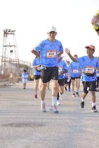 BIB: 8312, 8311
                            <button type="button" onclick="openModal(3241817)" class="btn btn-primary btn-sm float-right btn-popup" data-toggle="modal" data-target=".modal-high-quality">
                        <i class="fas fa-shopping-cart"></i> Add to Cart
                    </button>
                                            <button type="button" onclick="isThisMe(3241817, true)" class="btn btn-success btn-sm float-right btn-popup btn-isme hidden" data-toggle="tooltip" data-placement="bottom" title="นี่คือรูปของคุณใช่ไหม คลิกที่นี่เพื่อเอาเข้าอัลบั้ม">
                        <i class="fas fa-plus"></i> Add to album
                    </button>
                    <button type="button" onclick="isThisMe(3241817, false)" class="btn btn-warning btn-sm float-right btn-popup btn-isnotme hidden">
                        <i class="fas fa-ban"></i> Remove from album
                    </button>